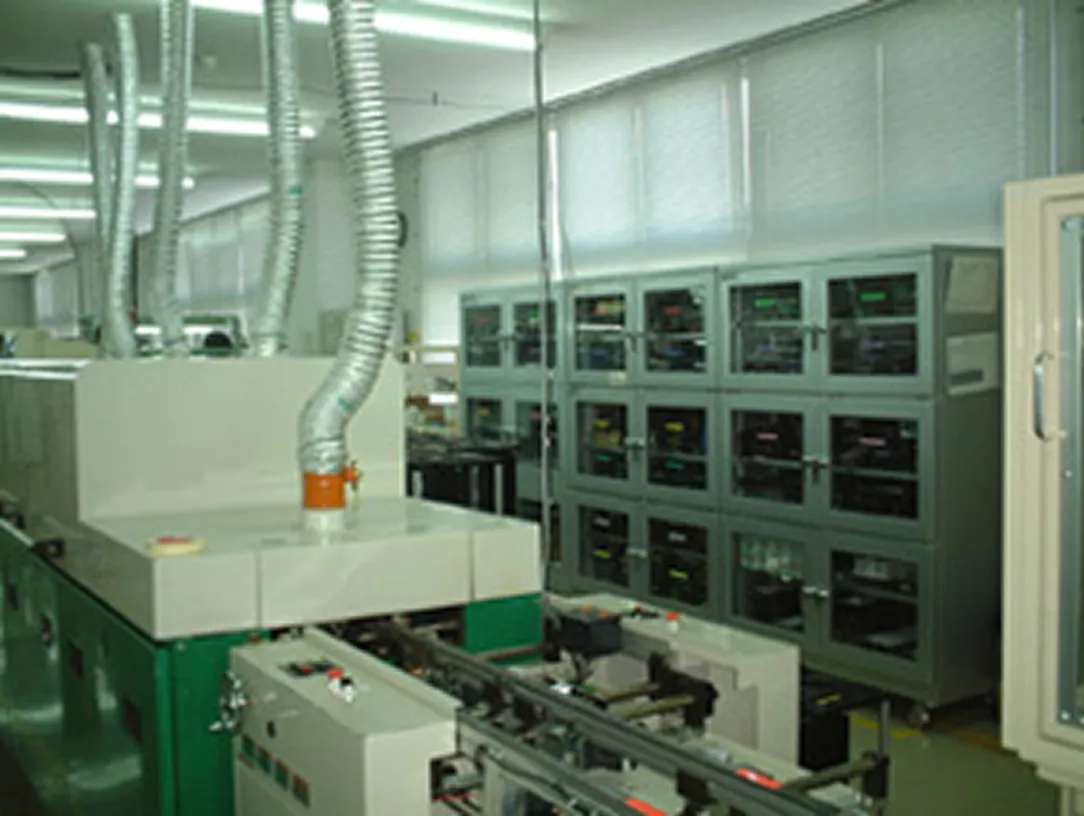 DXU-1001 実装現場でのICパッケージの保管例