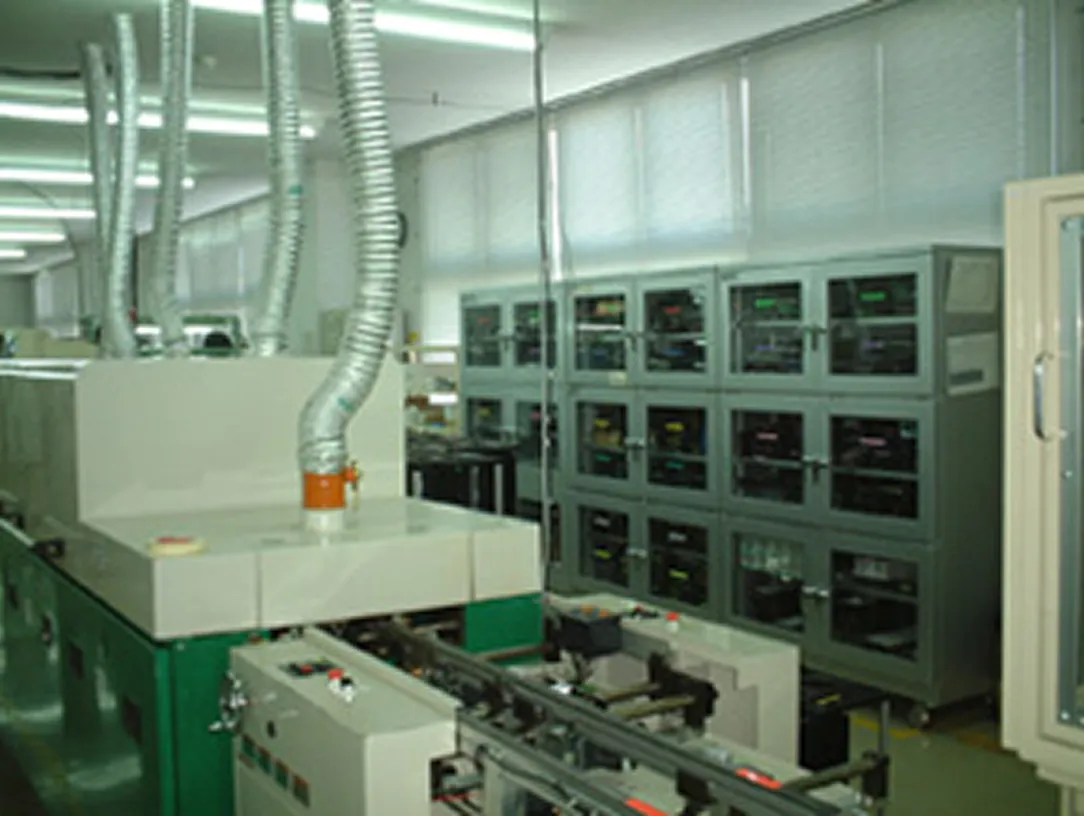 DXU-1001 実装現場でのICパッケージの保管例