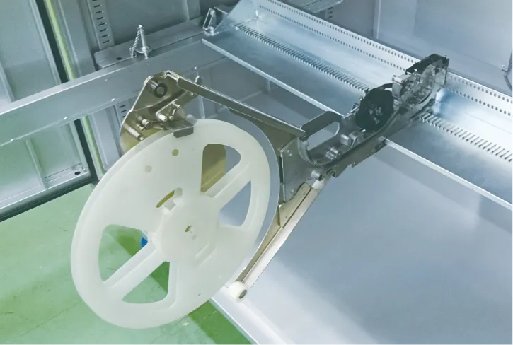 J社製メカフィーダー